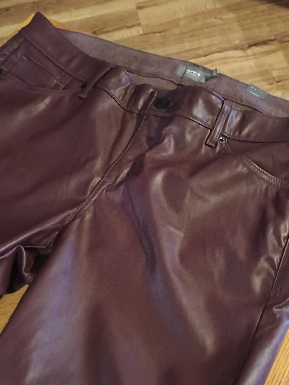 TORRID SASSAFRAS (Burgandy) FAUX LEATHER PANT SZ 18 TALL